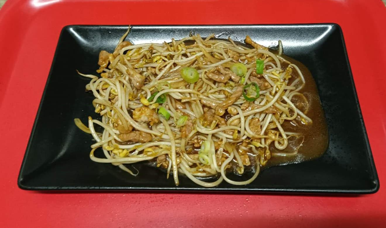 Manzo con germogli di soia